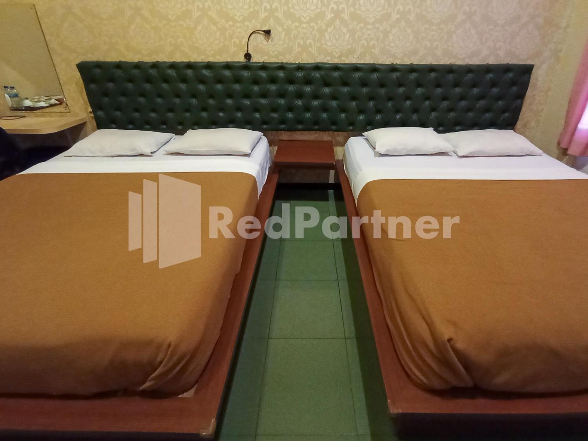 Nillo Hotel Kebumen Mitra Reddoorz Exterior photo