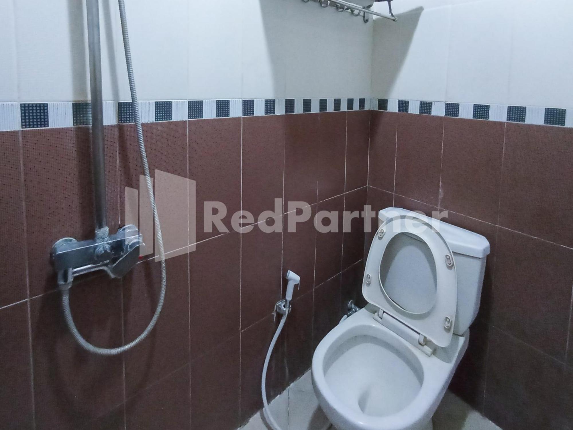 Nillo Hotel Kebumen Mitra Reddoorz Exterior photo