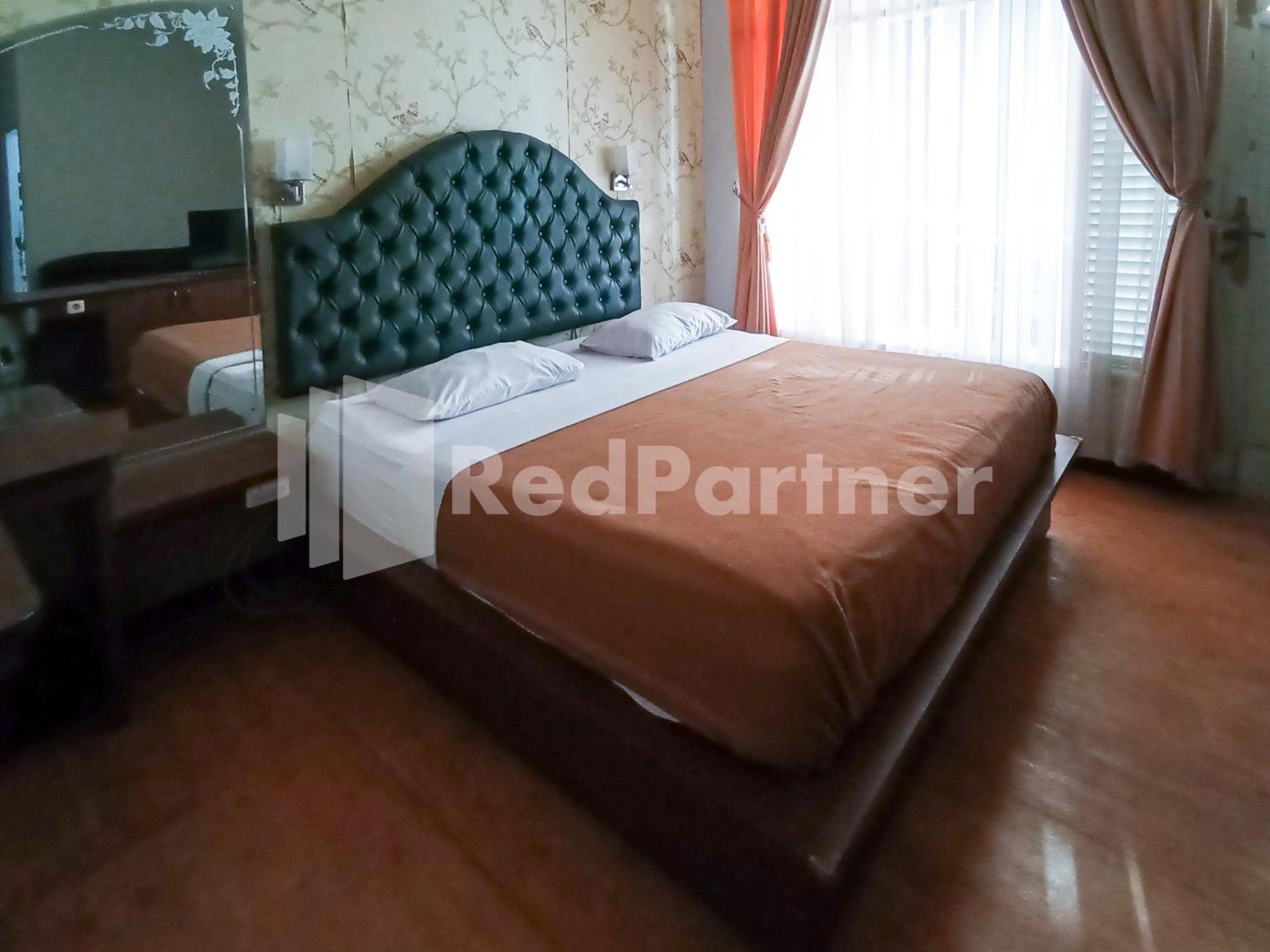 Nillo Hotel Kebumen Mitra Reddoorz Exterior photo