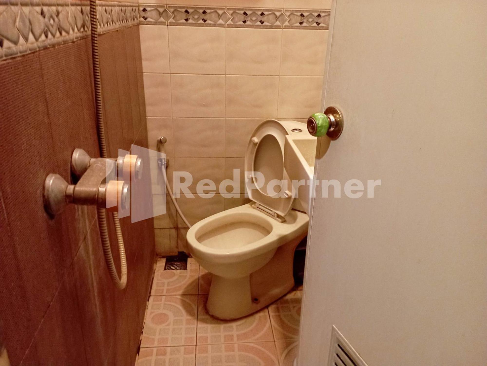 Nillo Hotel Kebumen Mitra Reddoorz Exterior photo